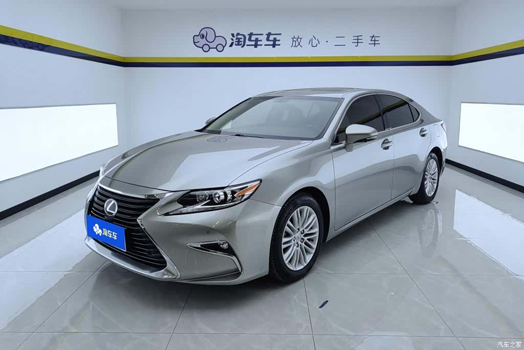Lexus ES, 2018 1