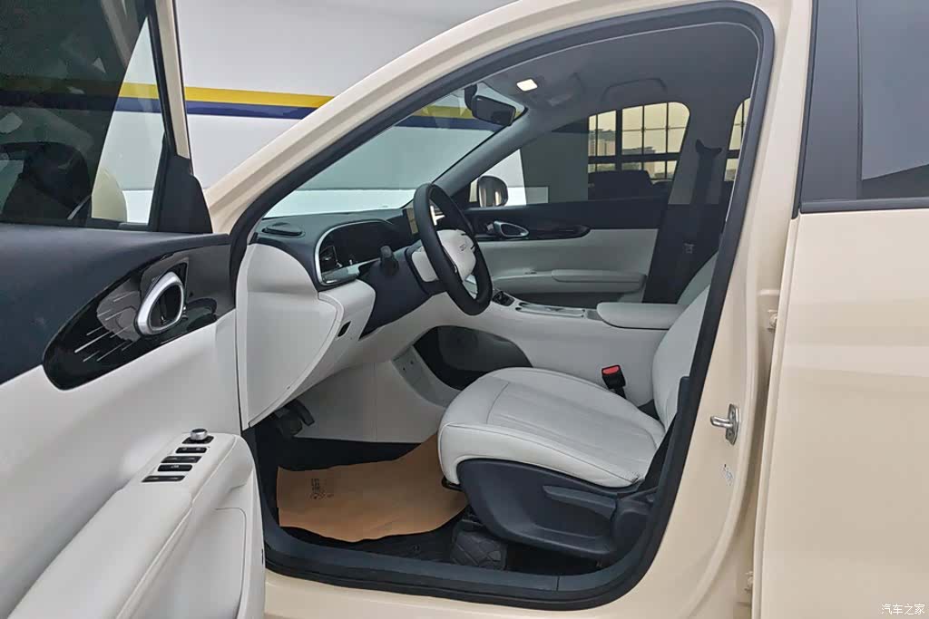 Geely Xingyuan, 2025 9
