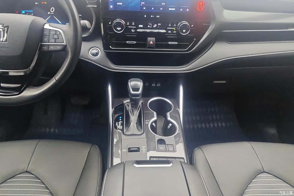 Toyota Crown, 2023 16