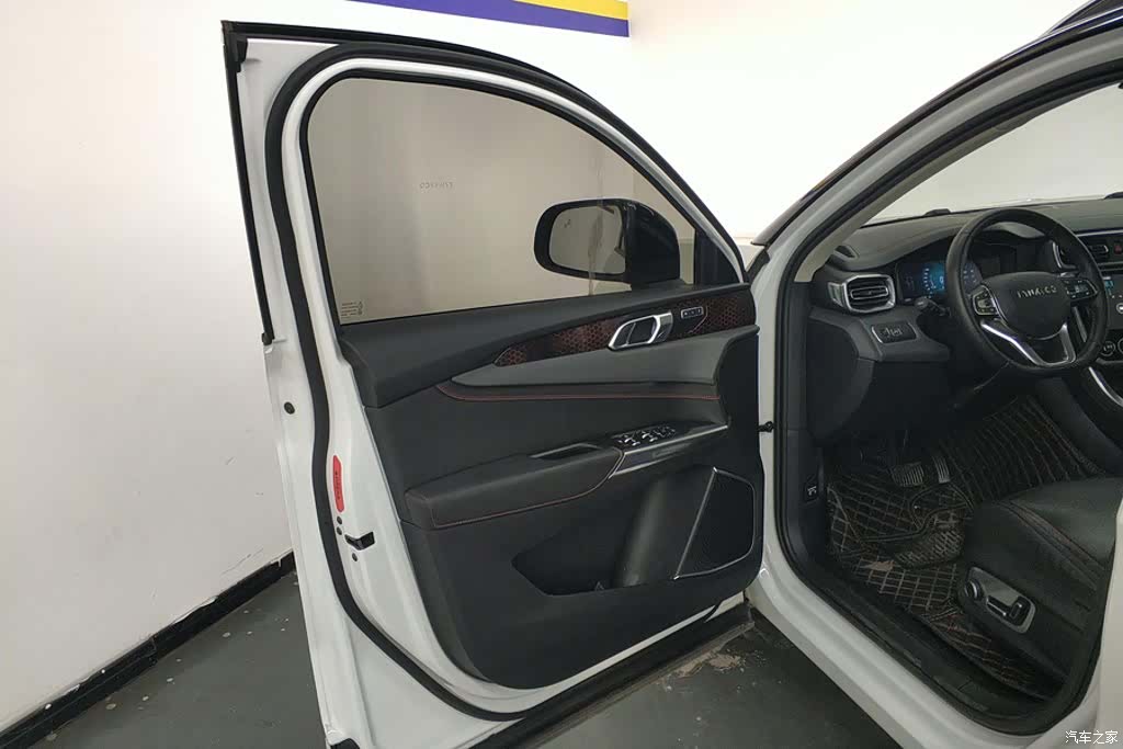Lynk & Co 01, 2018 7