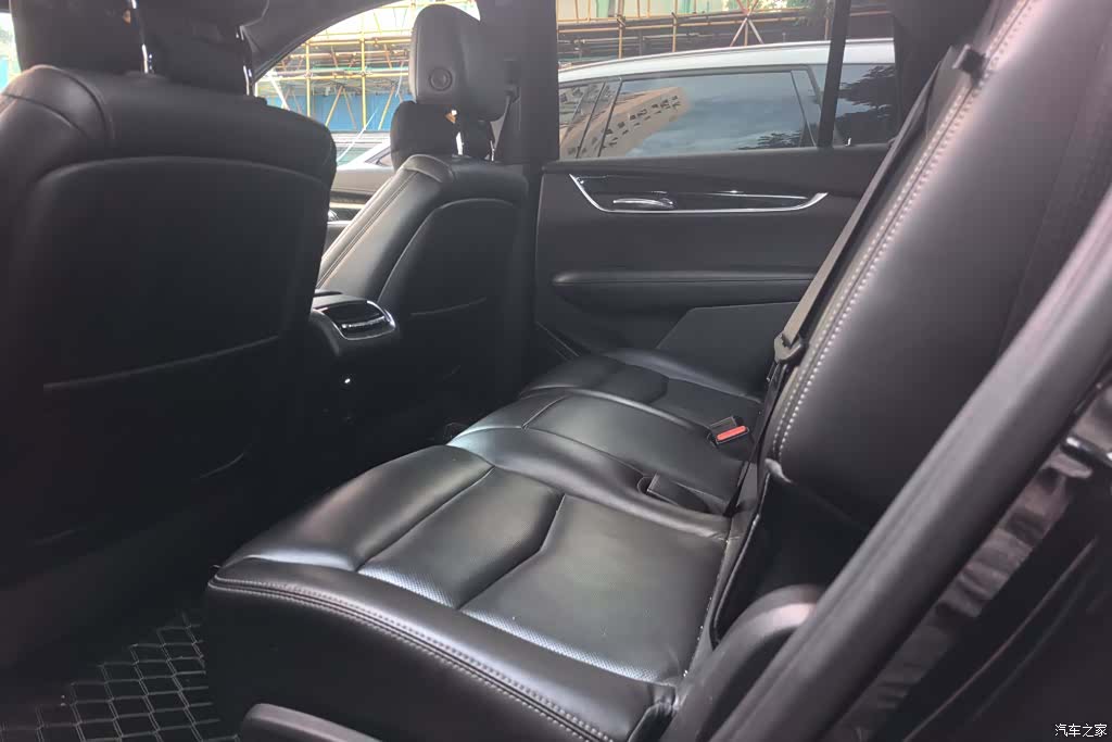 Cadillac XT6, 2021 11