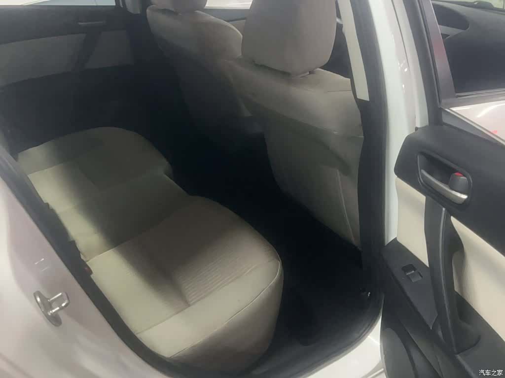Mazda 3, 2015 4