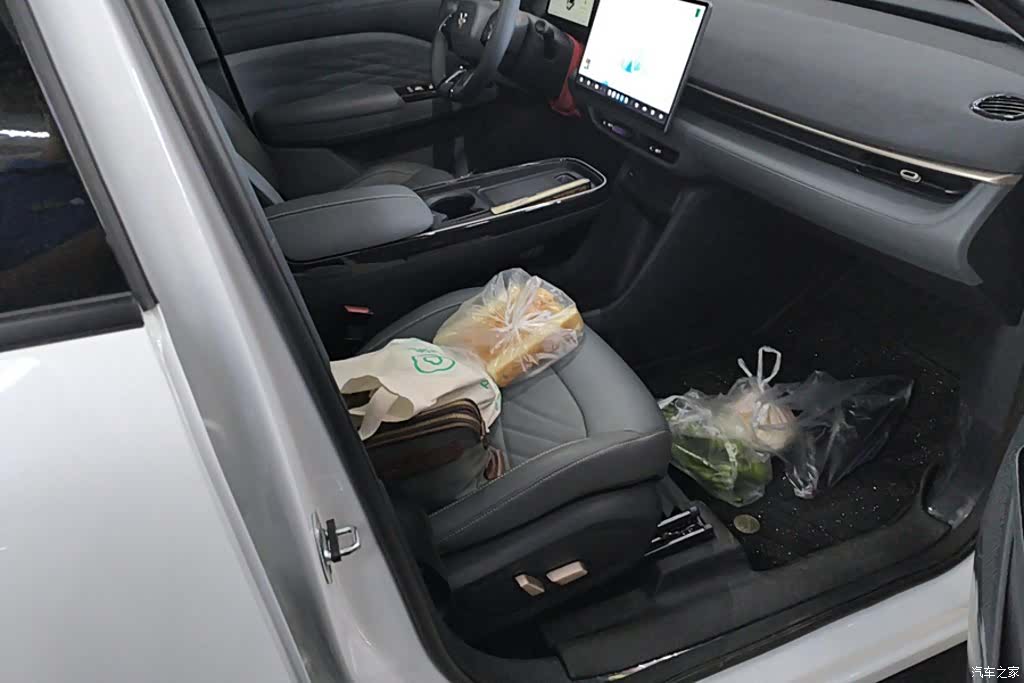 BAIC T1, 2025 8