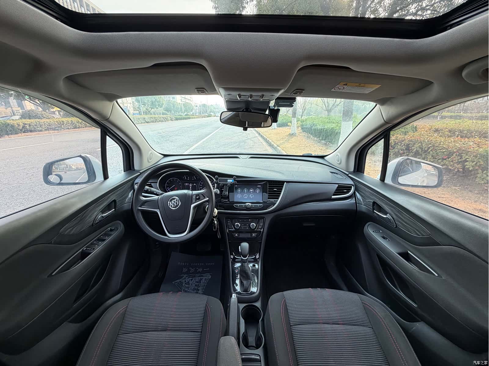 Buick Encore, 2019 13