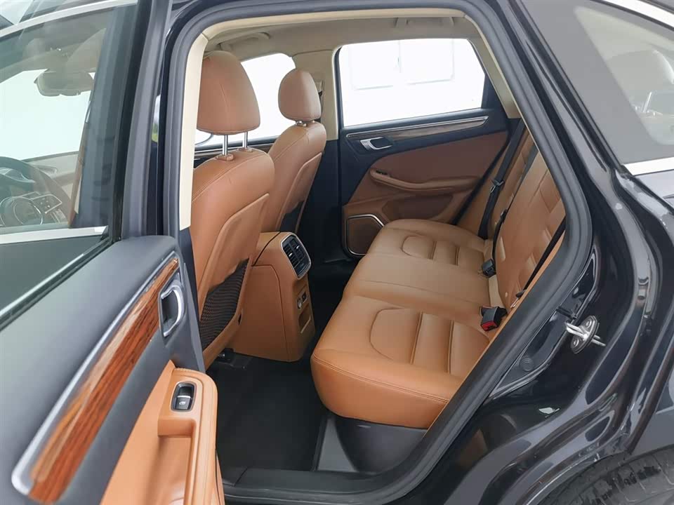Zotye SR9 Zotye SR9