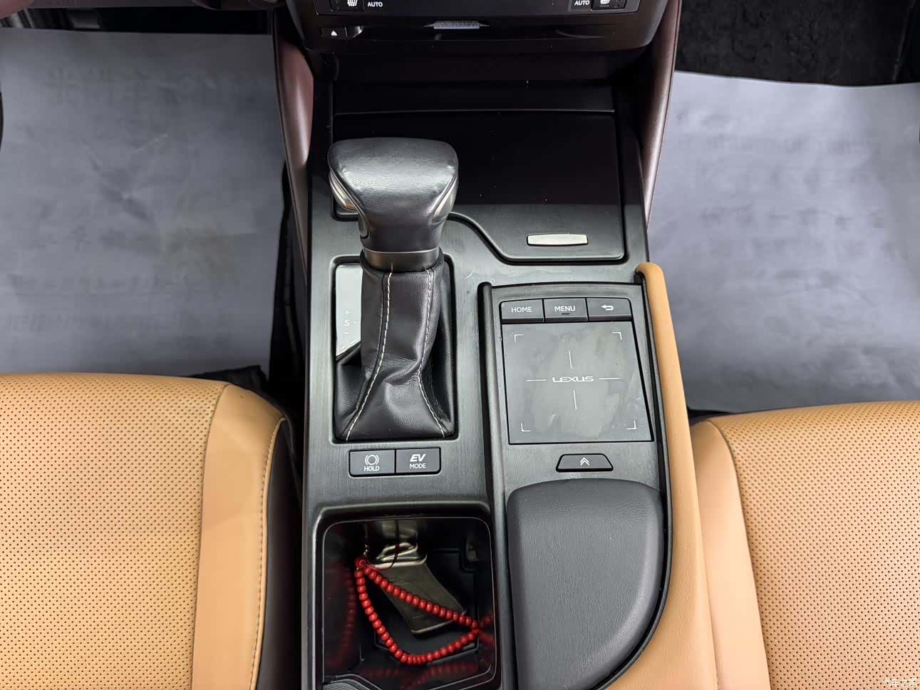 Lexus ES, 2018 24