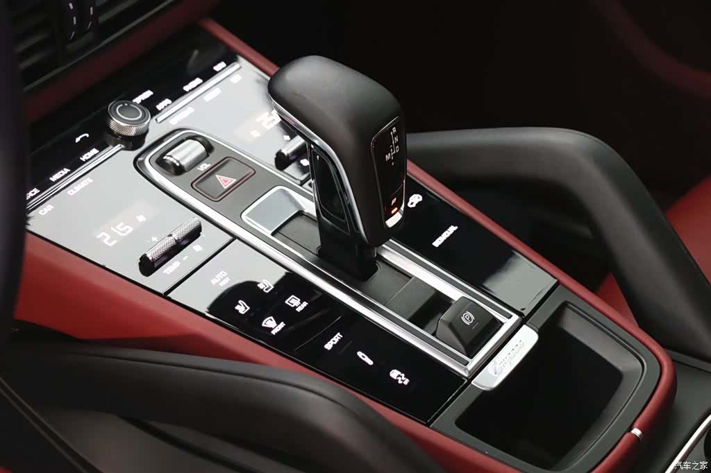 Porsche Cayenne, 2023 15