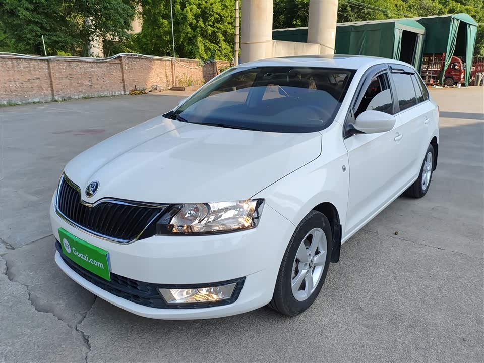 Skoda Xindong