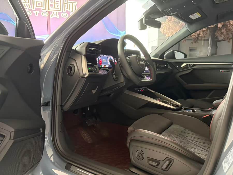 Audi A3 2022, фото 11