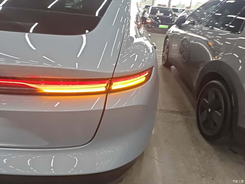 NIO ET5, 2023 8