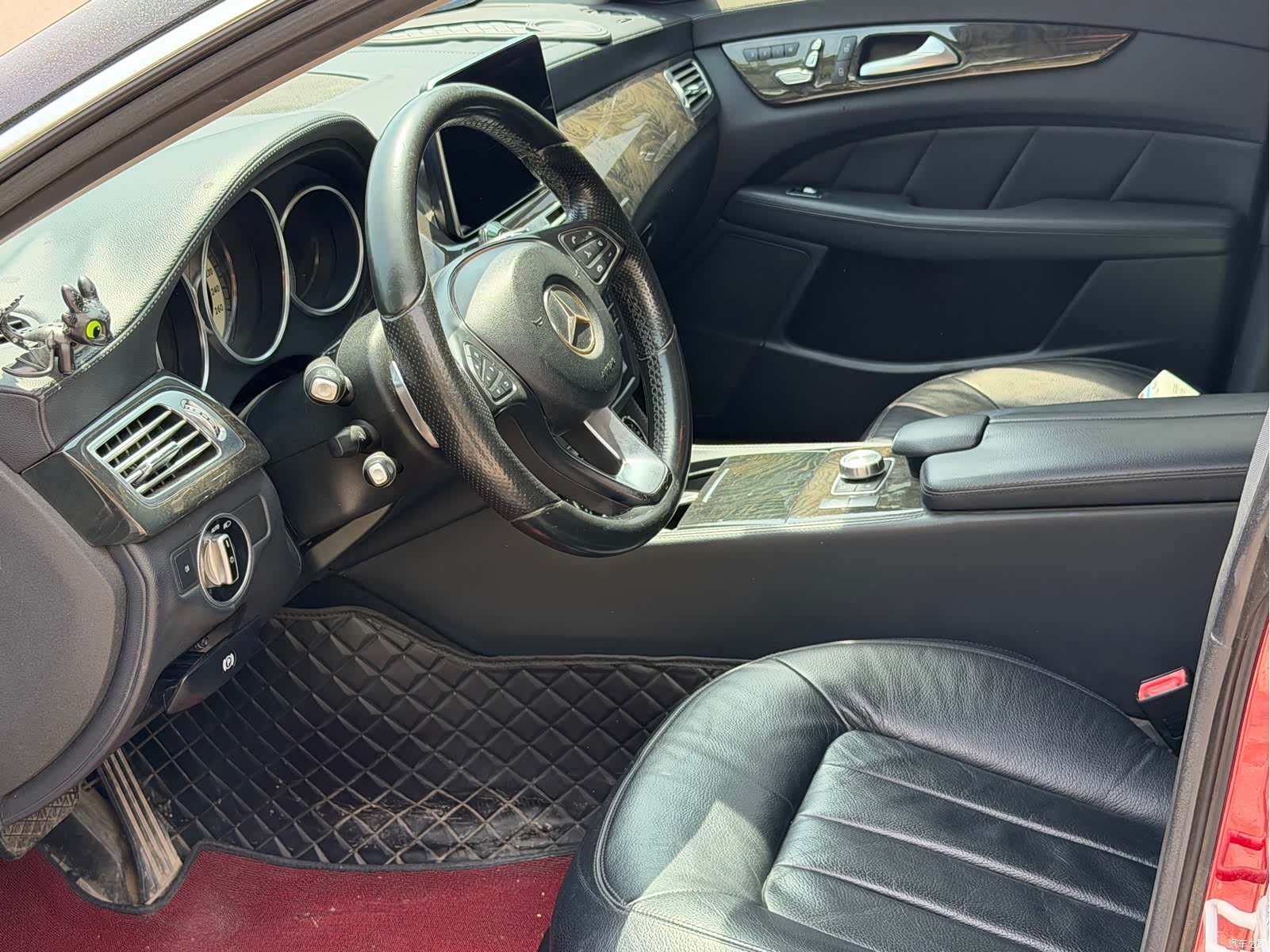 Mercedes-Benz CLS, 2015 4