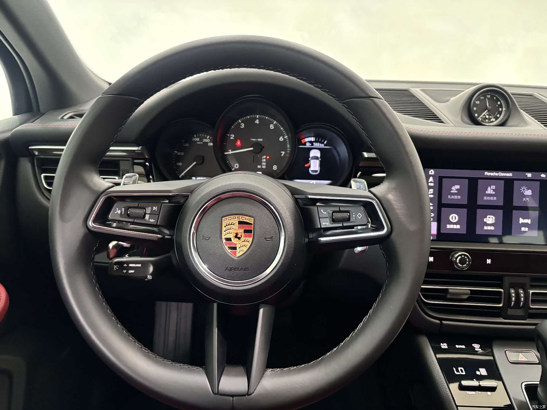 Porsche Macan, 2022 16