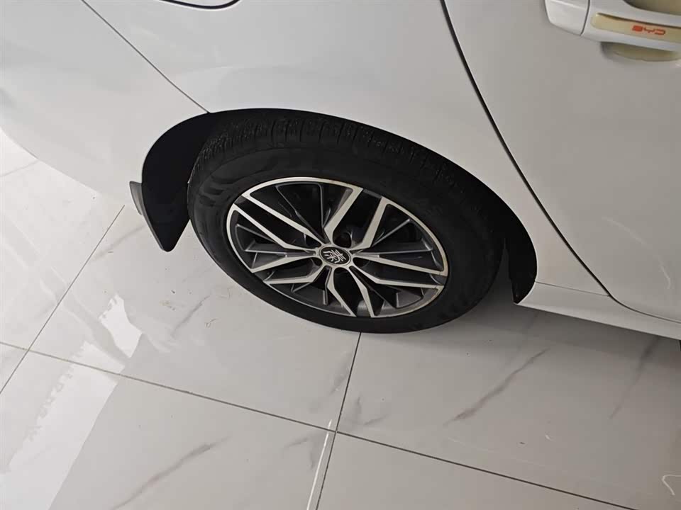 BYD Qin Yuan