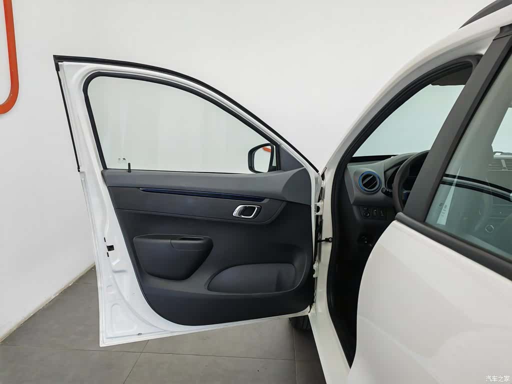 DongFeng e, 2020 8