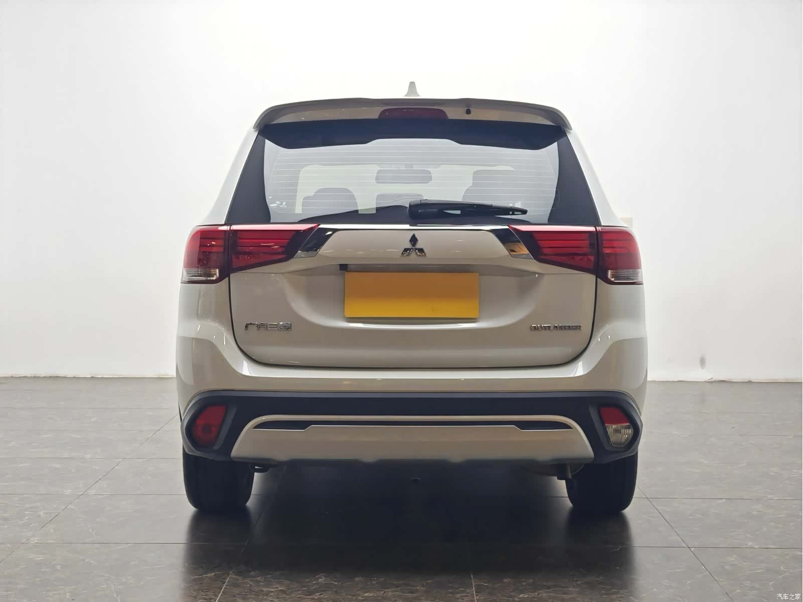Mitsubishi Outlander, 2020 6