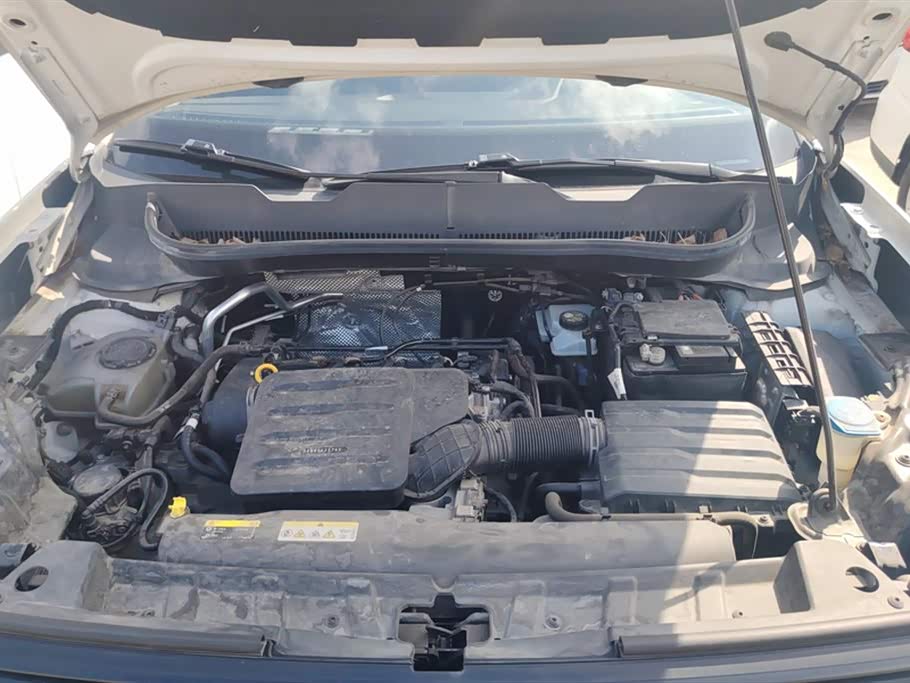 Volkswagen Exploring the shadow