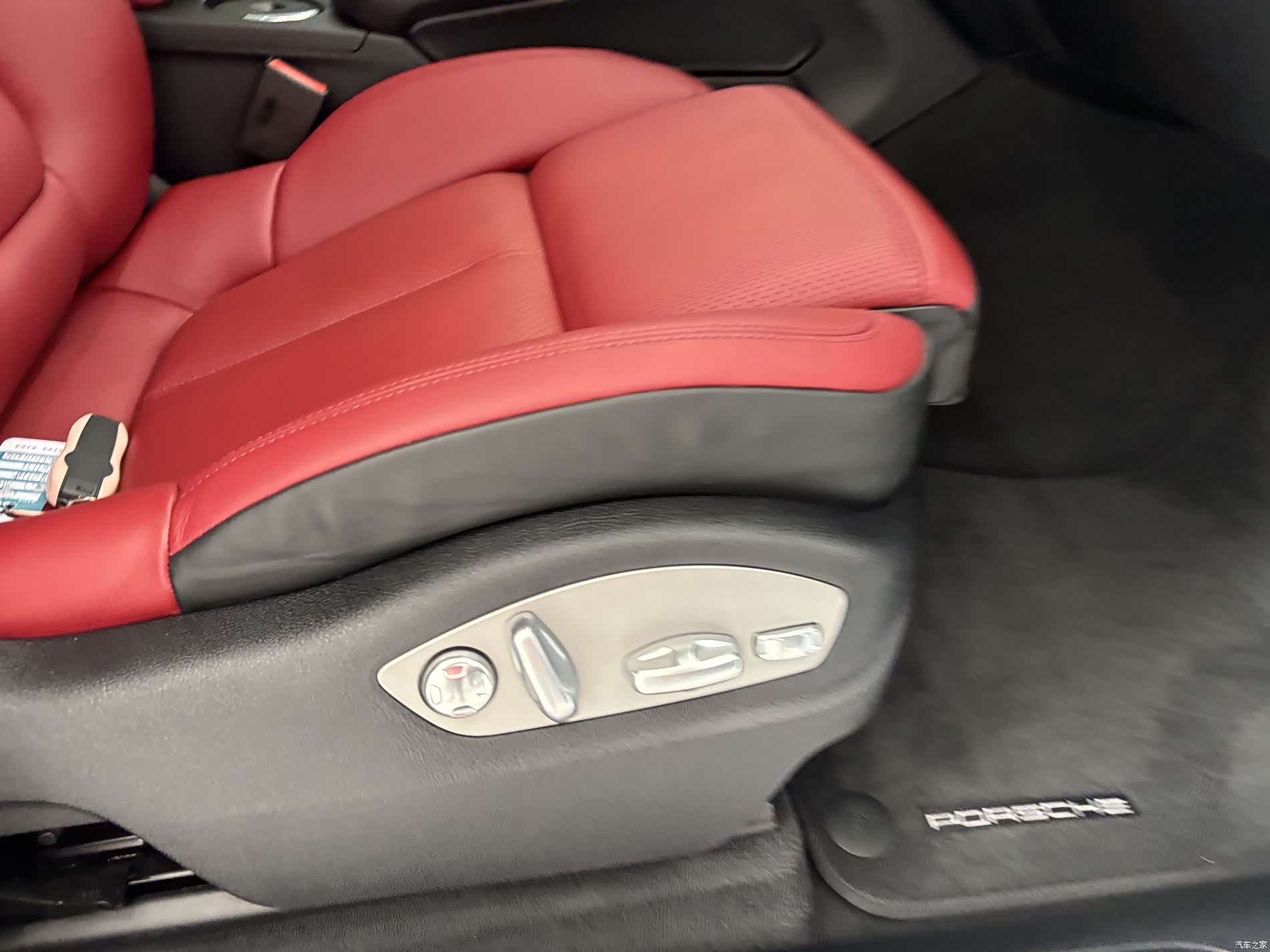 Porsche Macan, 2022 28