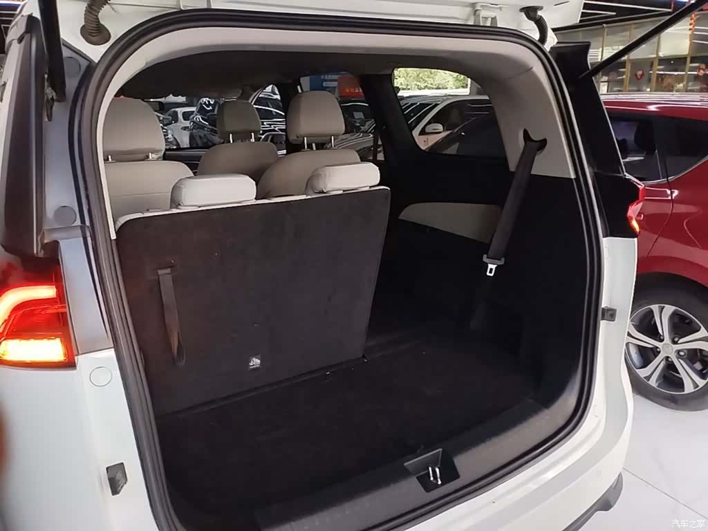 Maxus G50, 2022 19