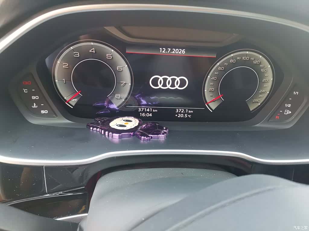 Audi Q3, 2023 8