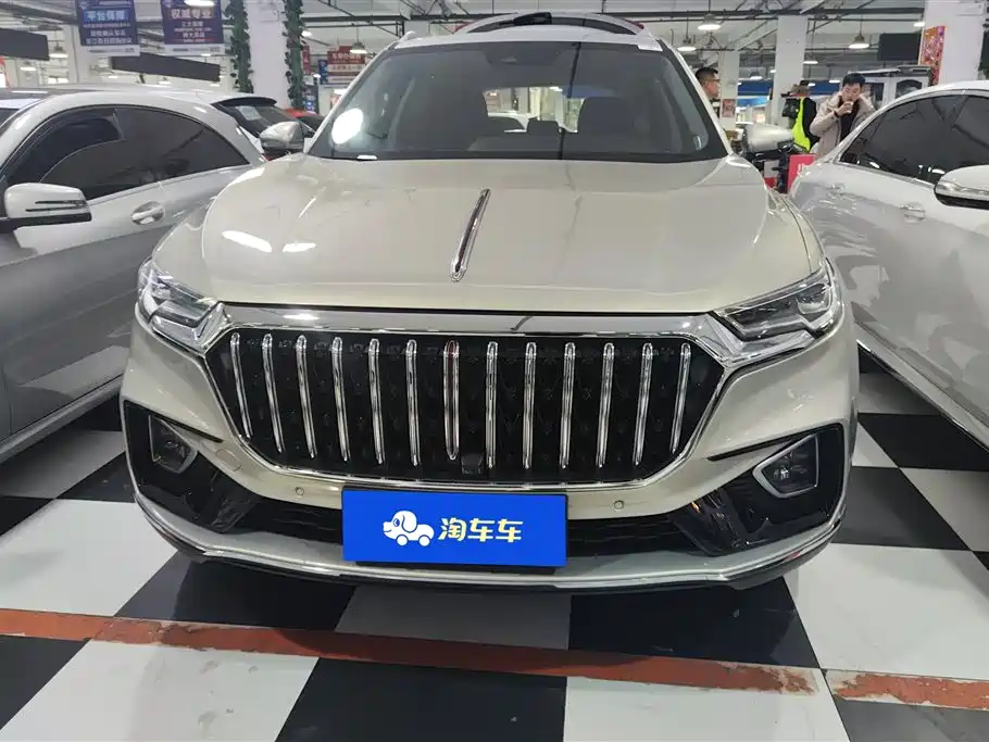 Hongqi HS5
