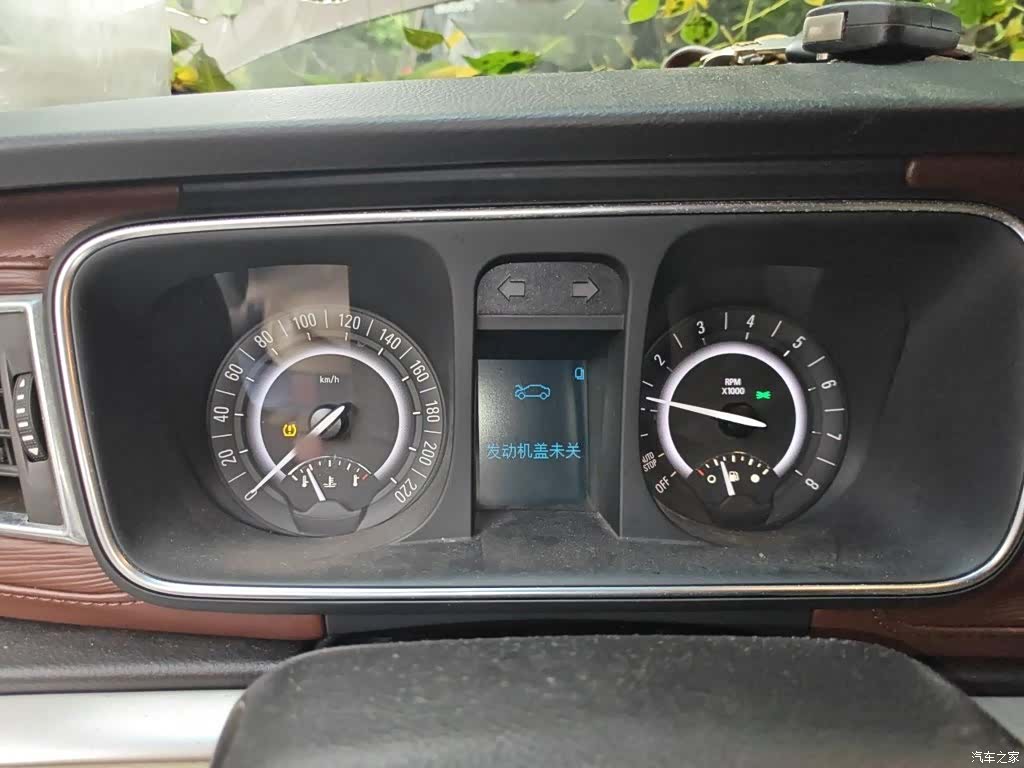 Buick GL8, 2018 4