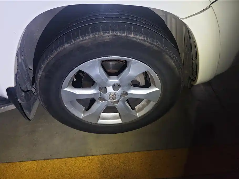 Toyota RAV4 Rongfang