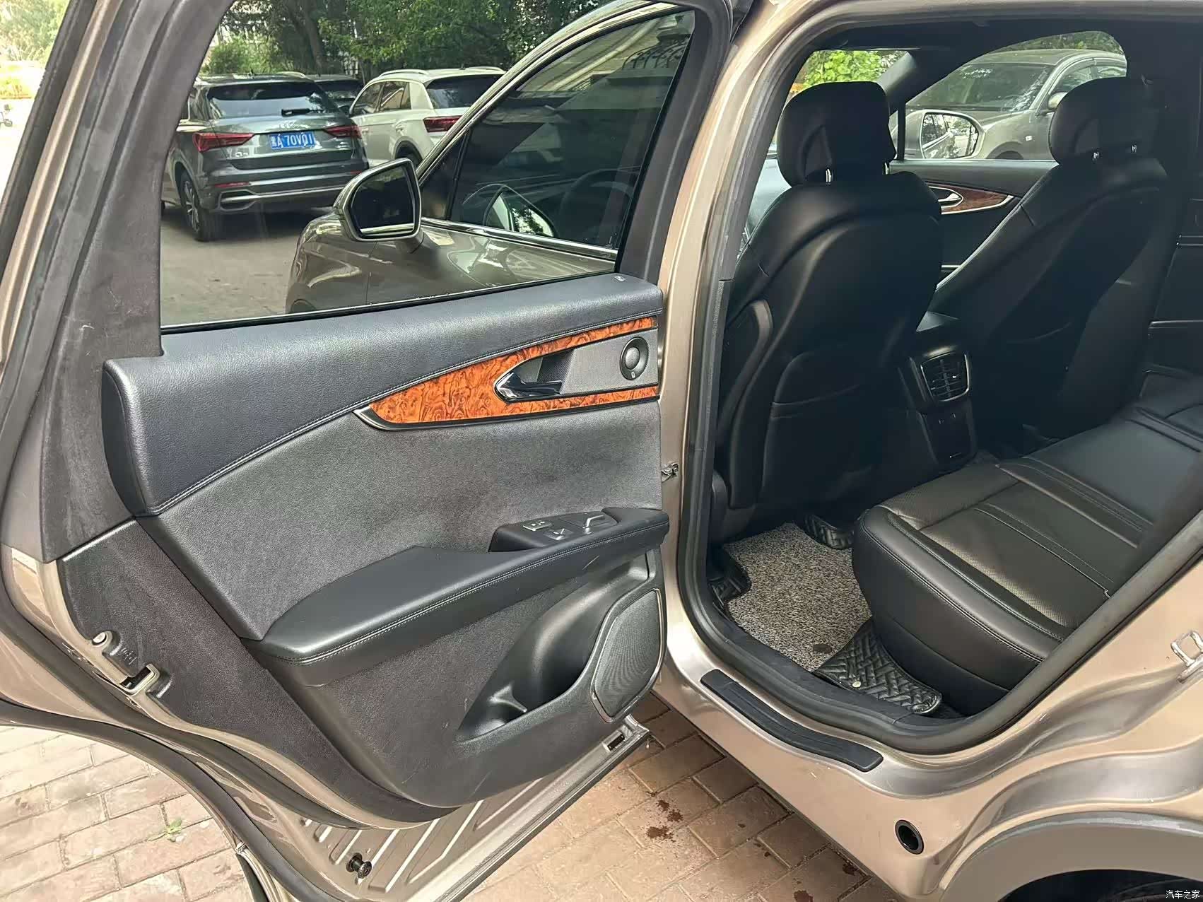 Lincoln MKX, 2019 4