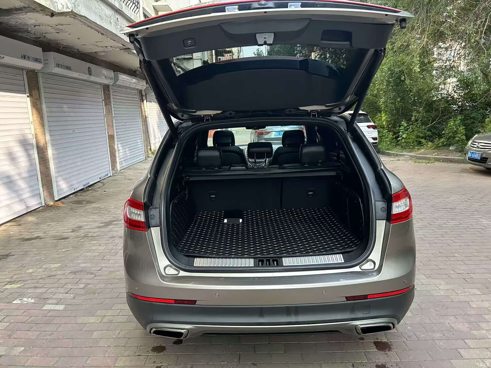 Lincoln MKX, 2019 14