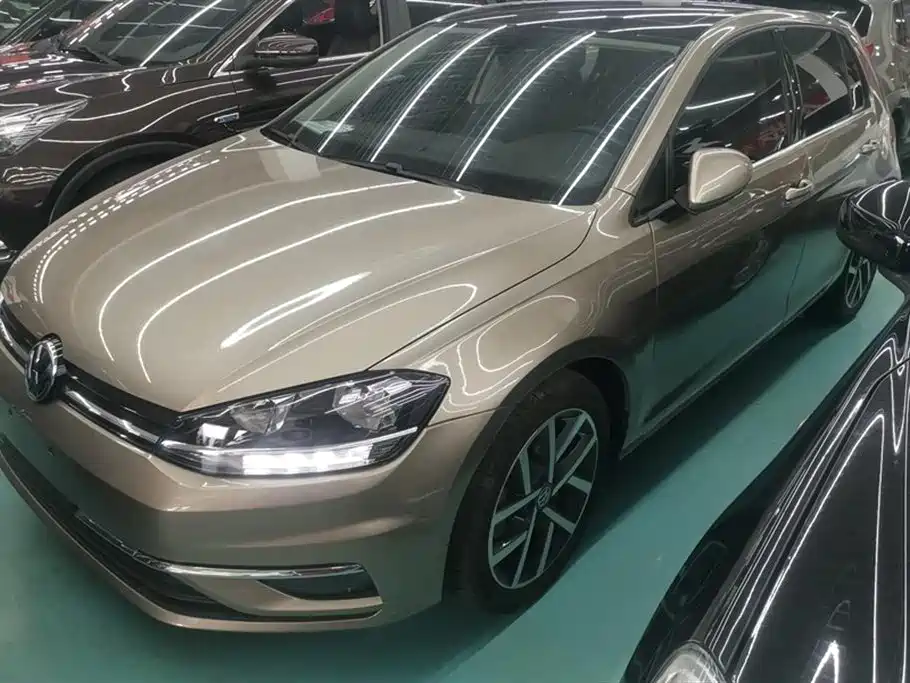 Volkswagen golf