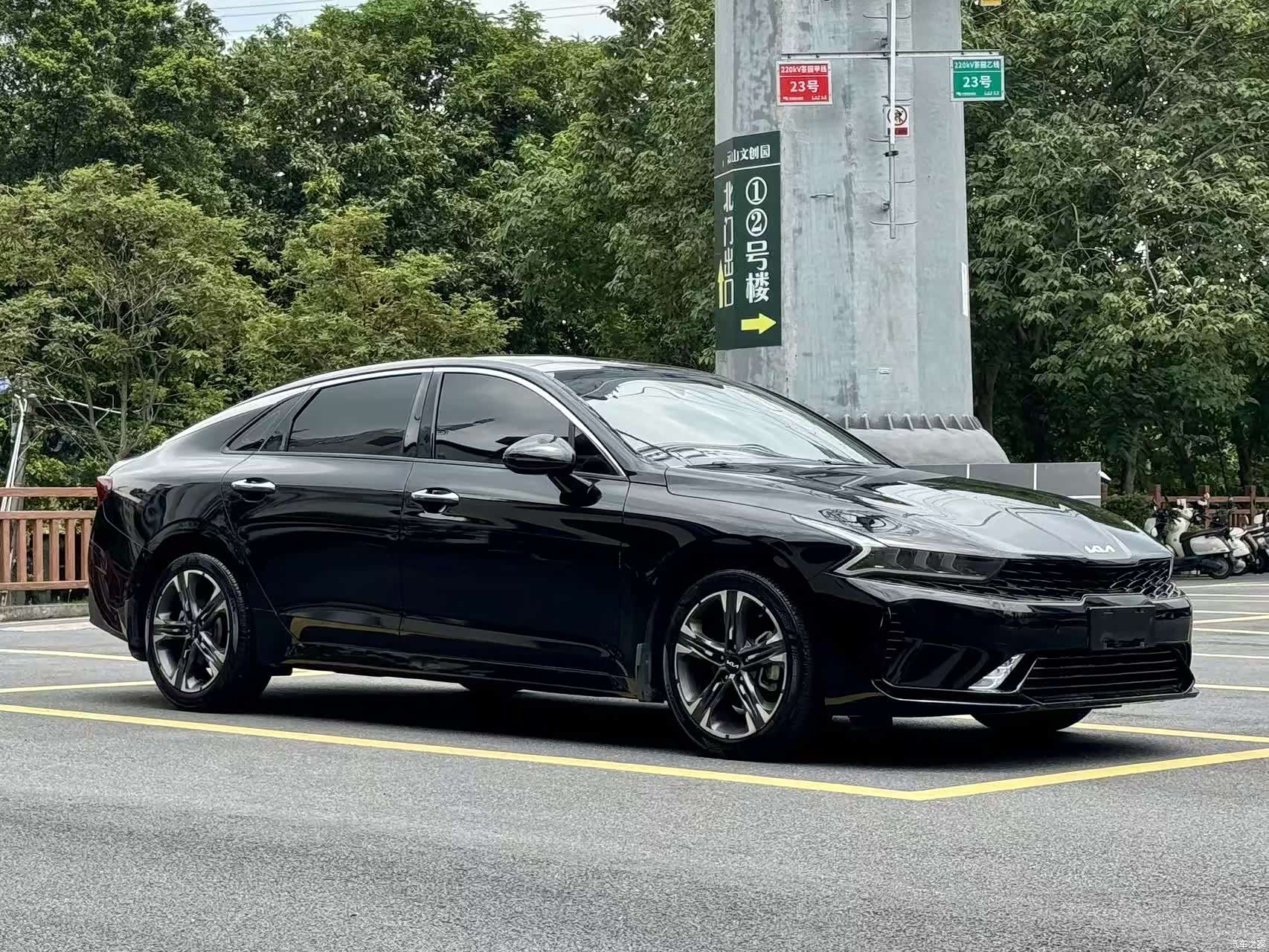 Kia K5, 2022 все фото