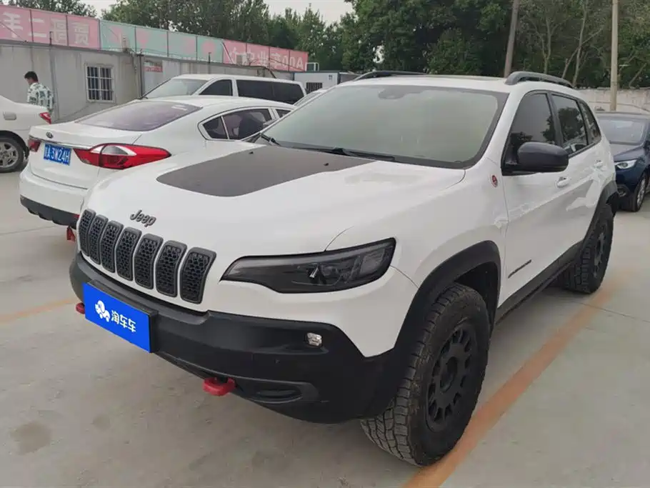 Jeep Free light