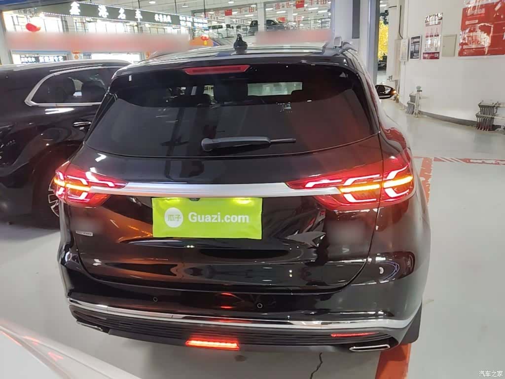 Hongqi HS5, 2021 6