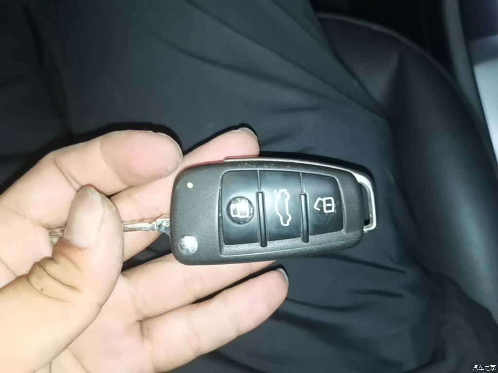 Audi Q3, 2018 9