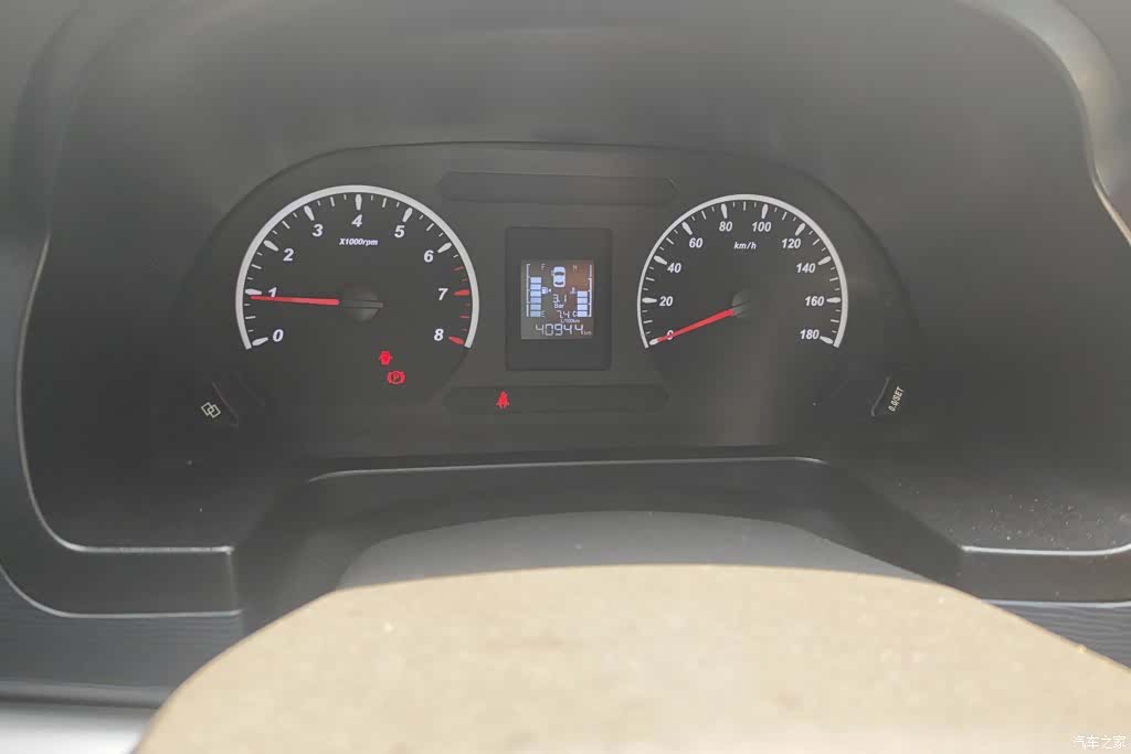 DongFeng M5, 2021 14