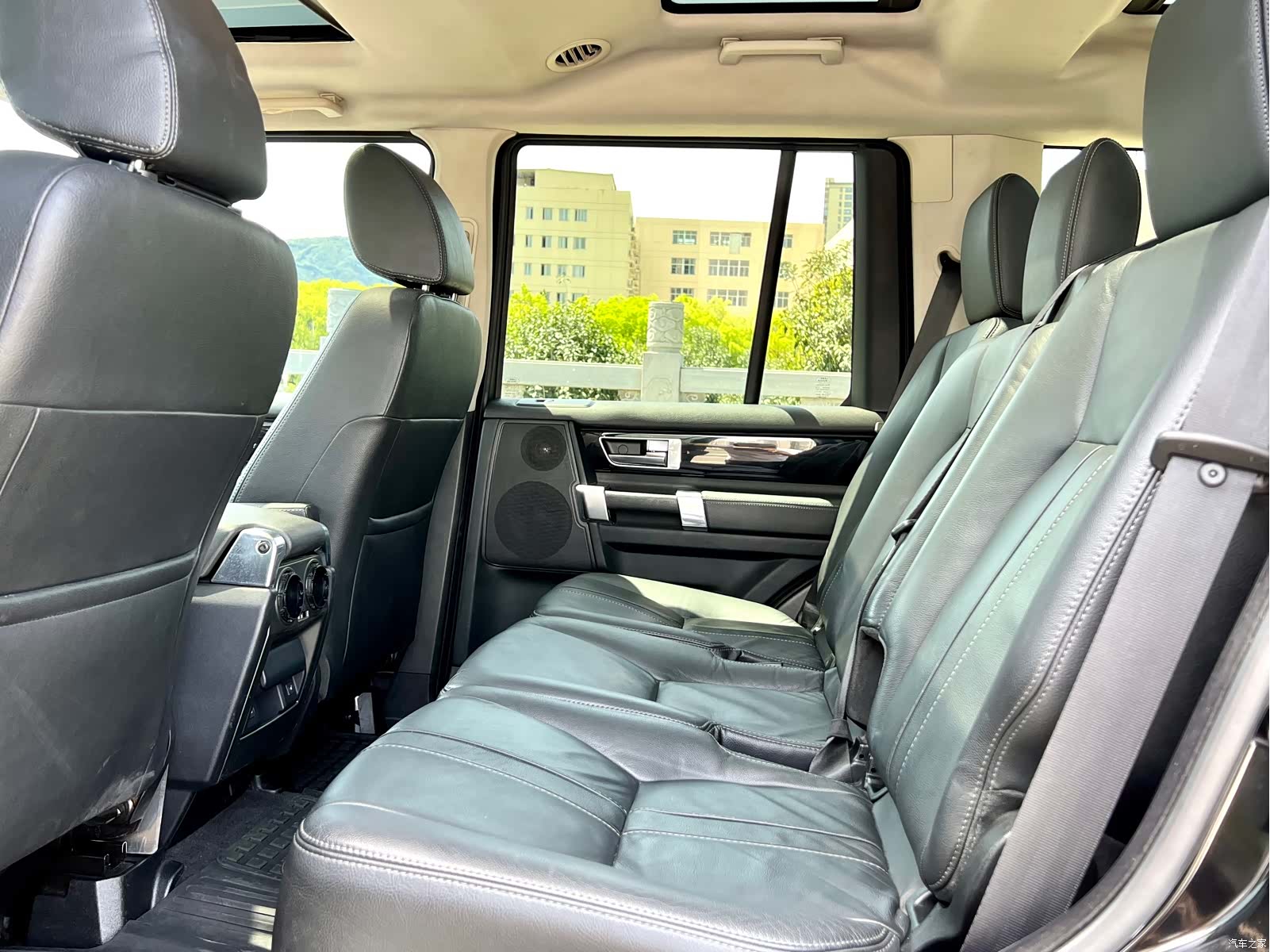 Land Rover Discovery, 2012 7