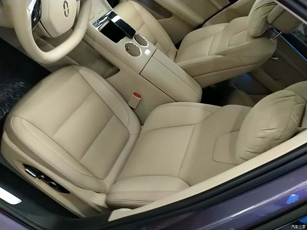 AITO M5, 2025 15