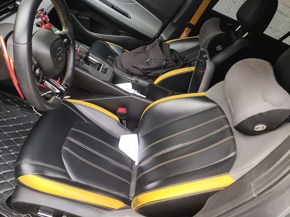 Trumpchi Shadow Leopard