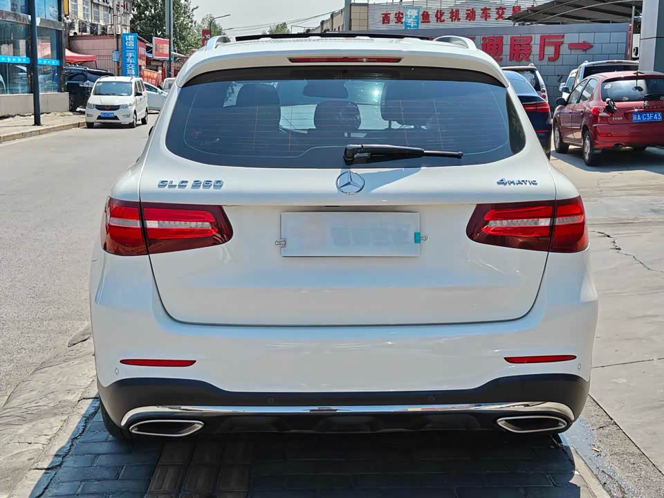 Mercedes-Benz GLC Mercedes-Benz GLC
