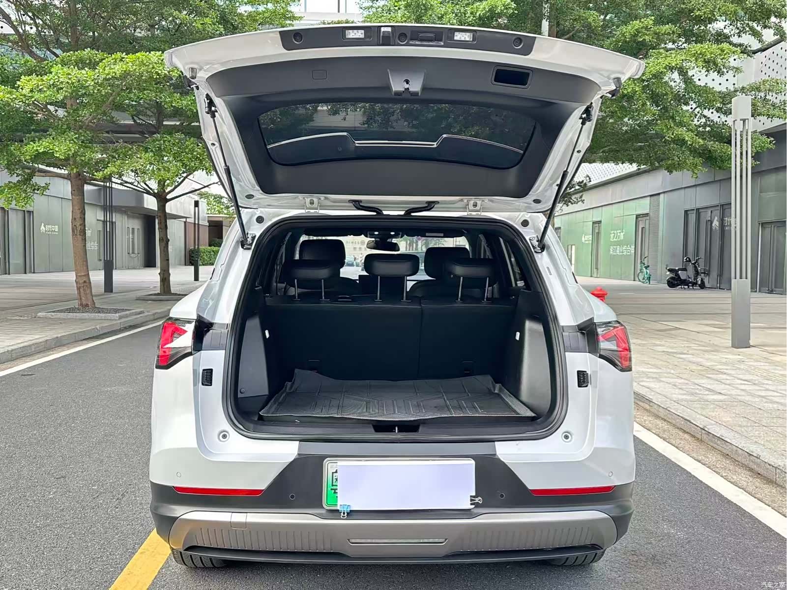 Wuling Starlight, 2024 19
