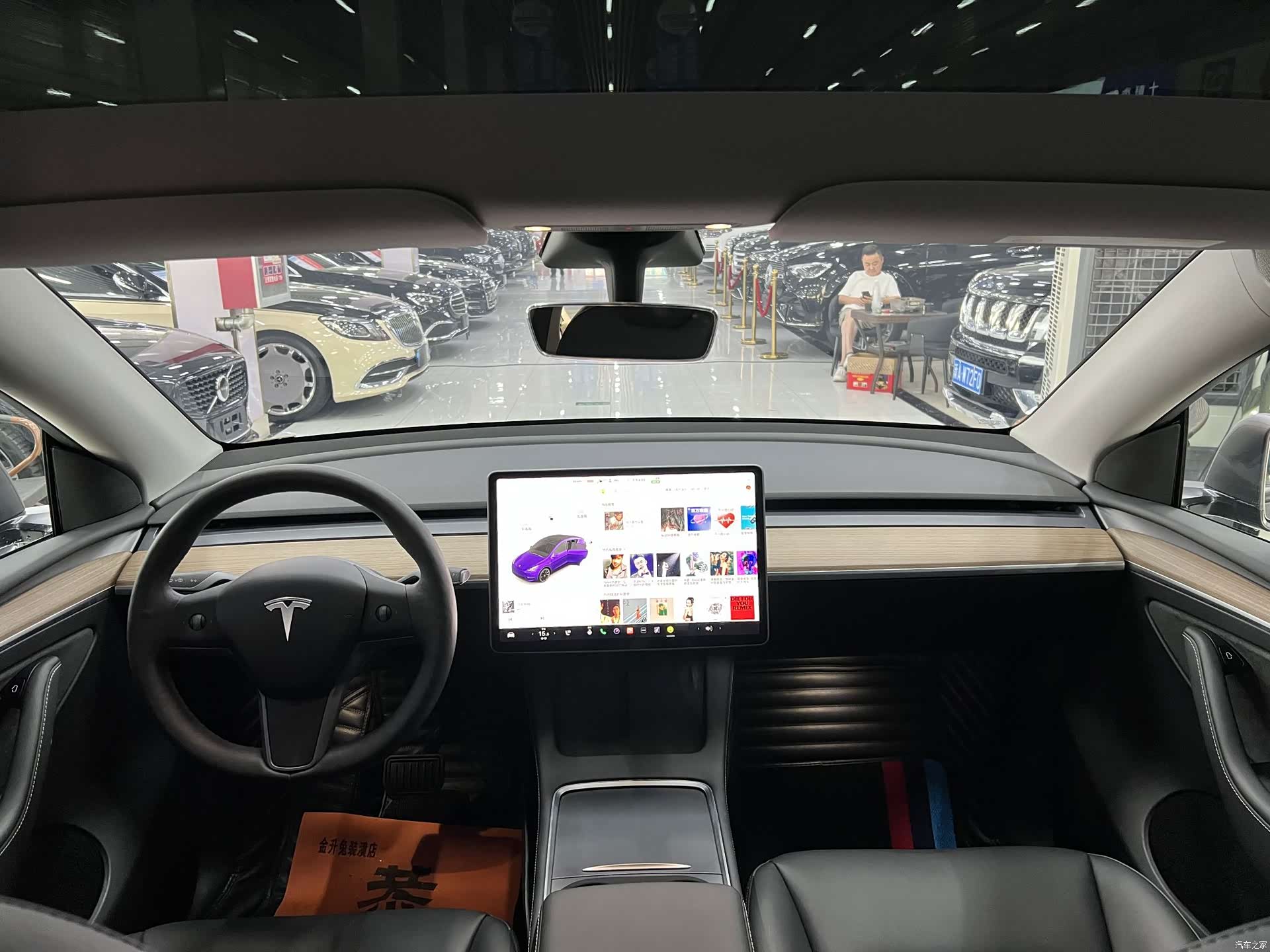Tesla Model Y, 2021 6