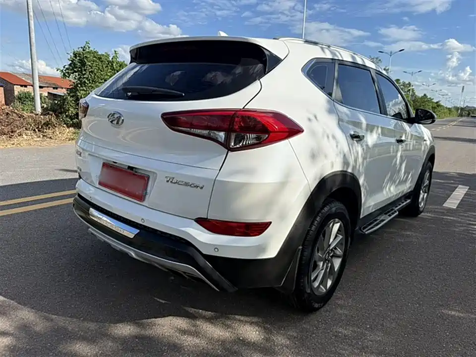 Hyundai Tucson