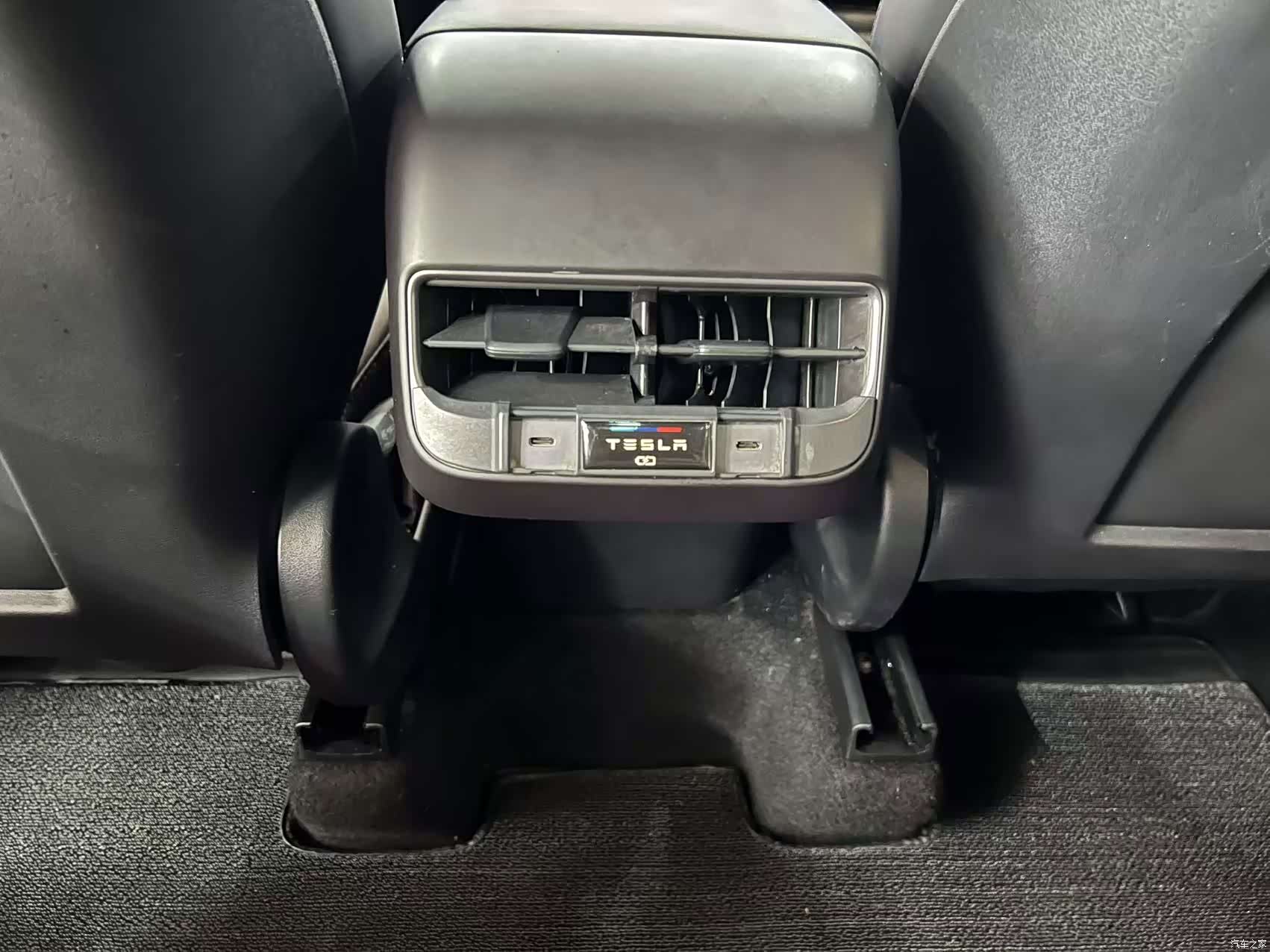 Tesla Model Y, 2021 18