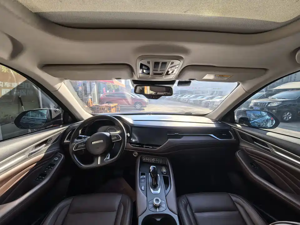 Haval F7