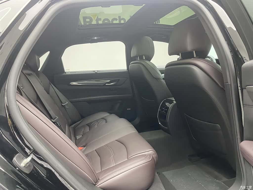 Cadillac CT6, 2023 23