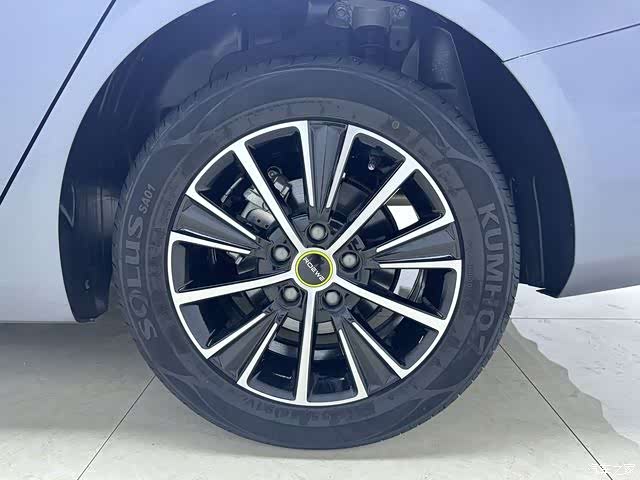 Roewe i5, 2023 14