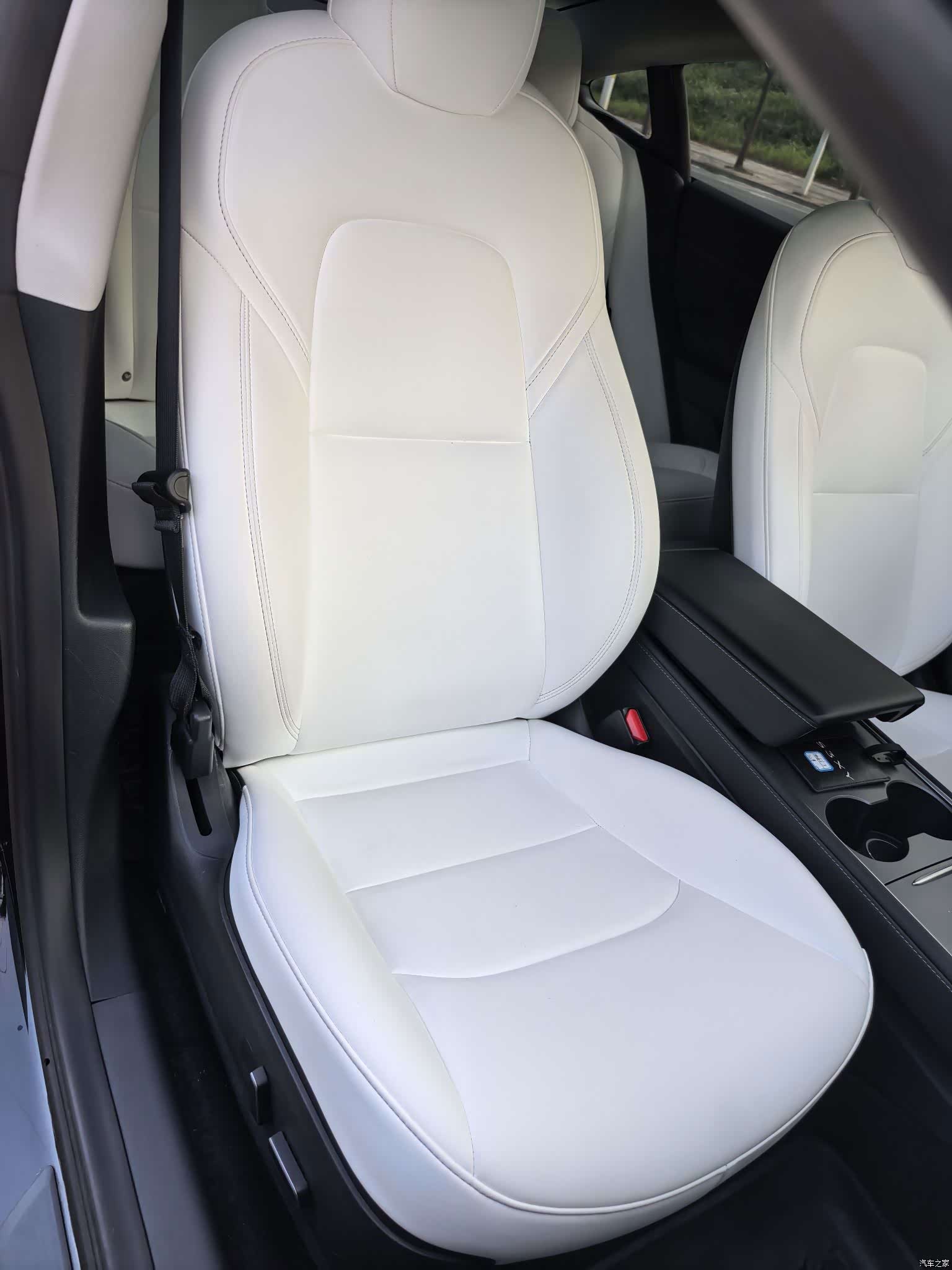 Tesla Model 3, 2022 6