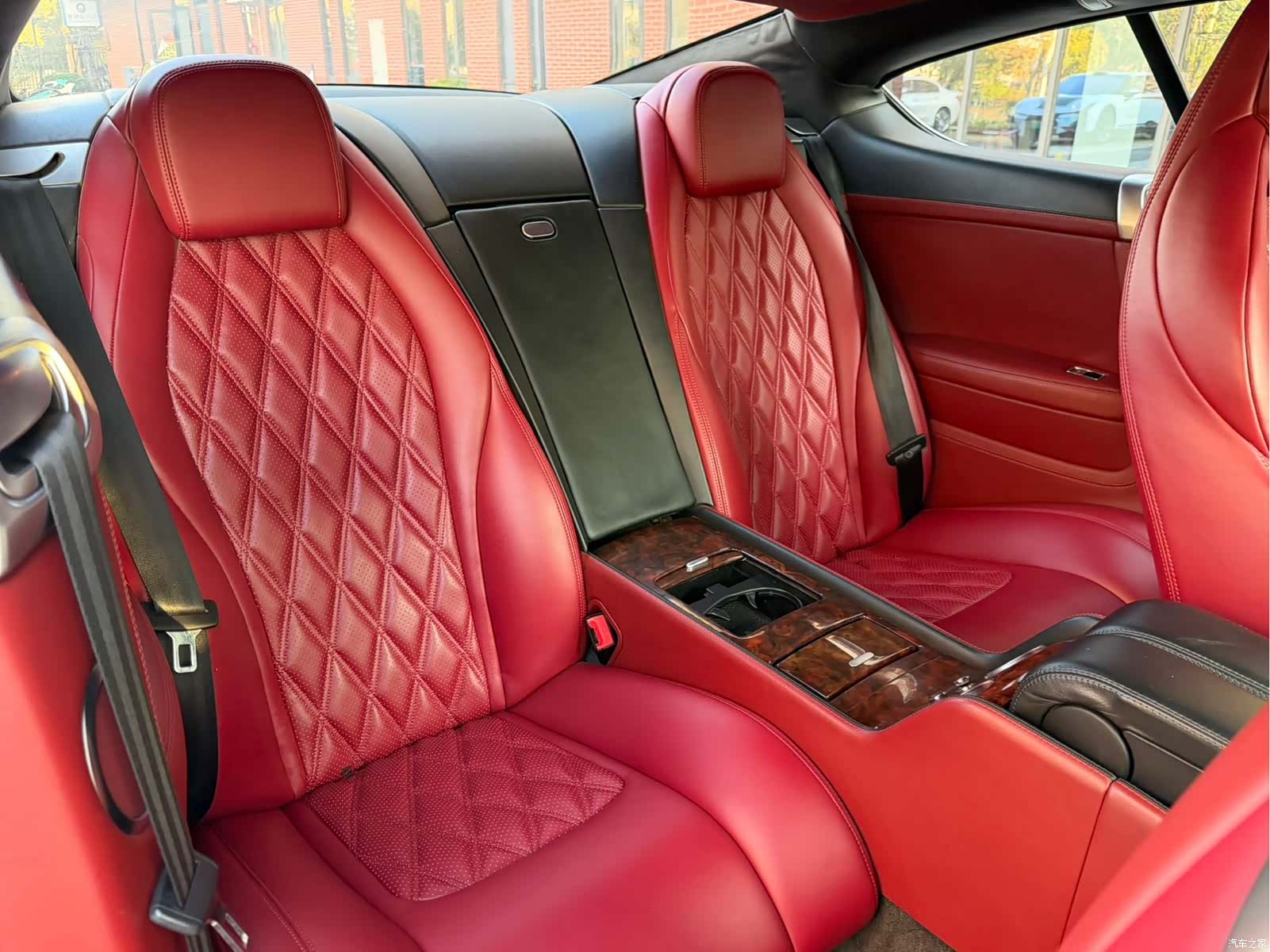Bentley Continental GT, 2012 9