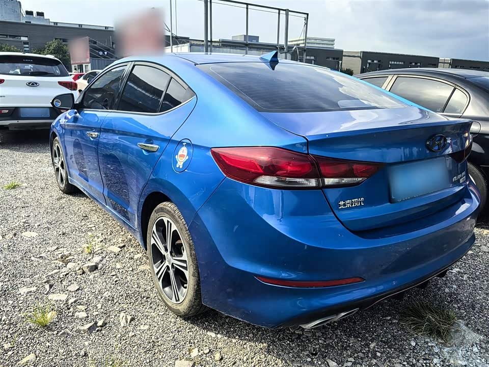 Hyundai Lead