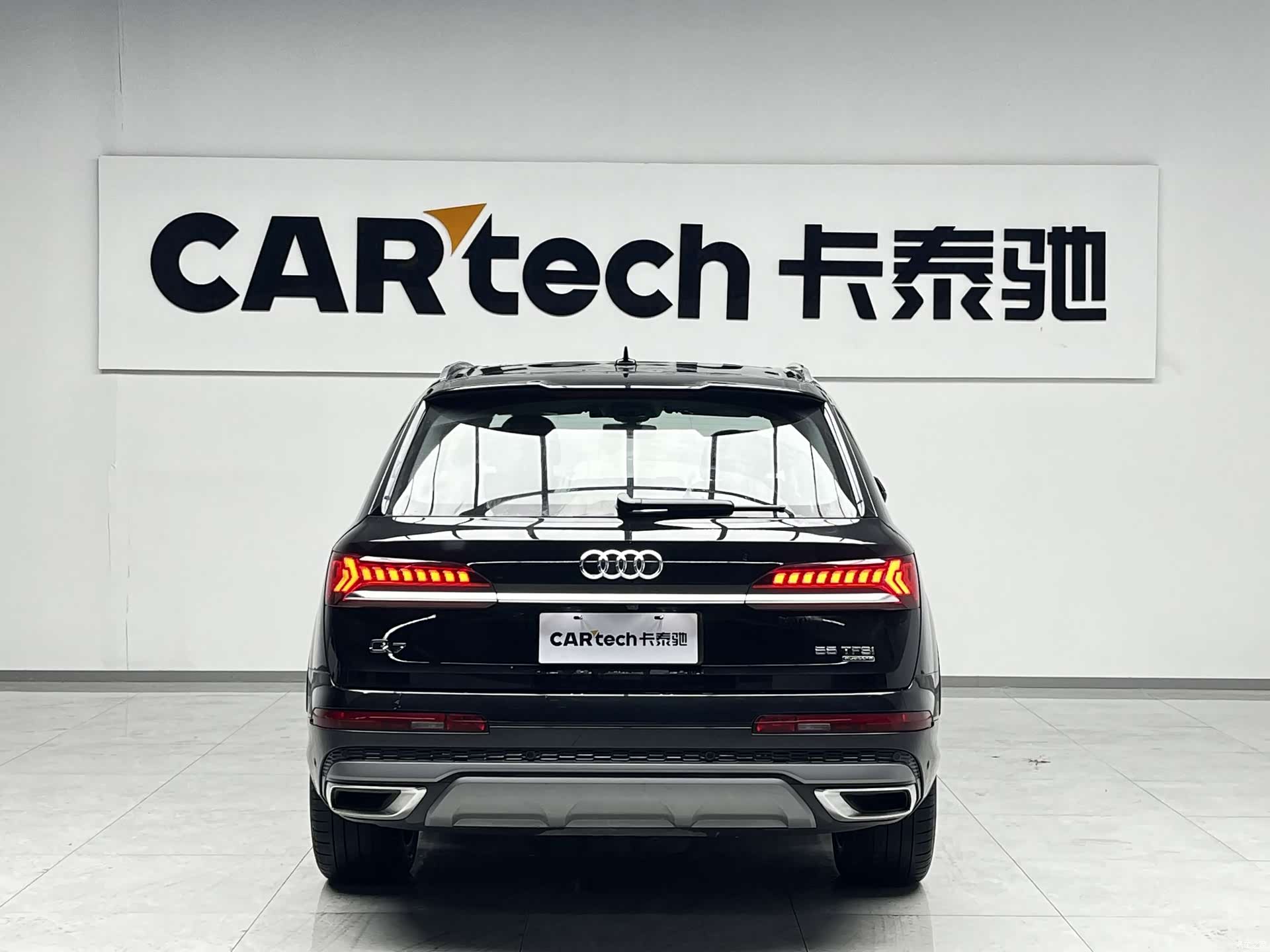 Audi Q7, 2023 4