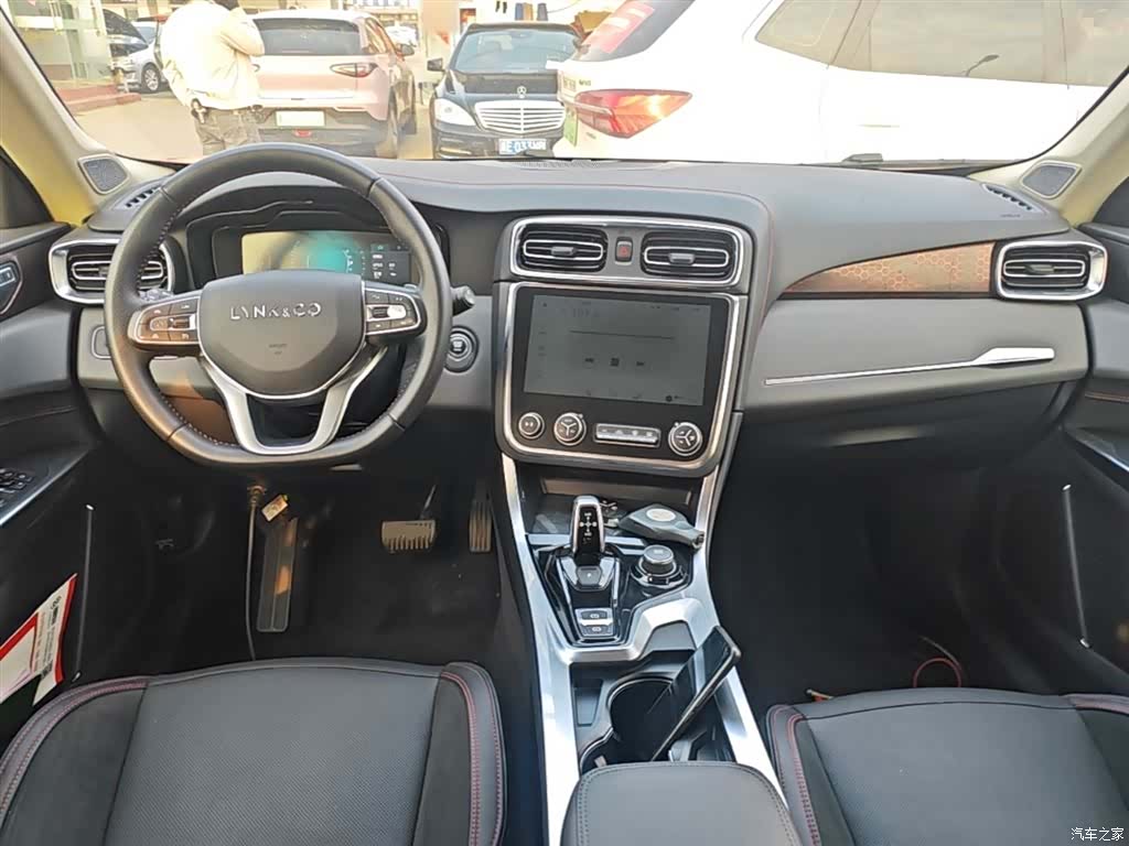 Lynk & Co 01, 2019 10